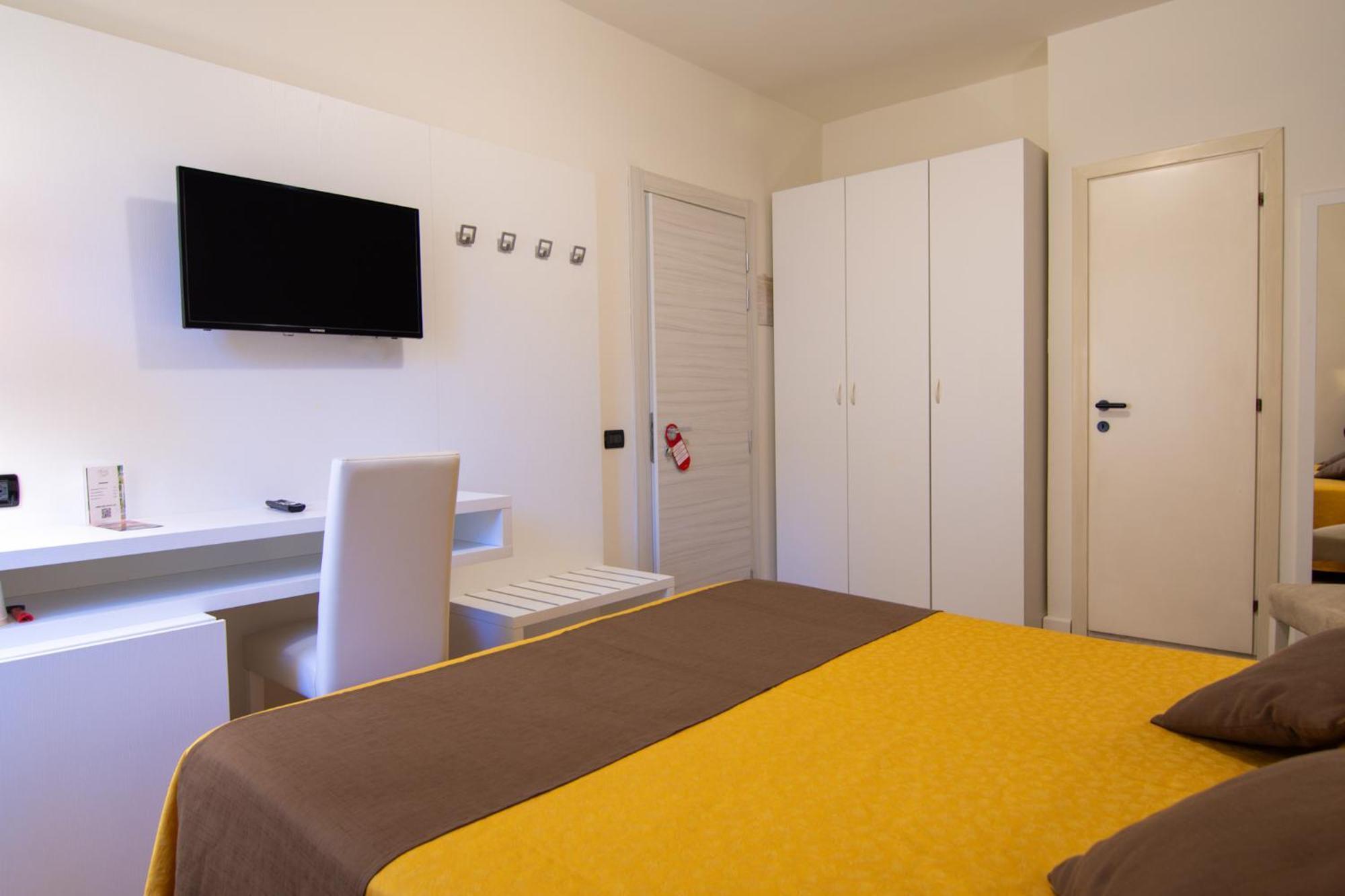 Hotel Eden Salò Buitenkant foto