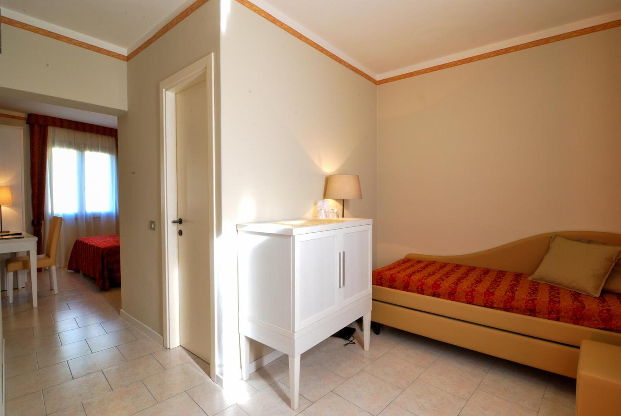 Hotel Eden Salò Buitenkant foto