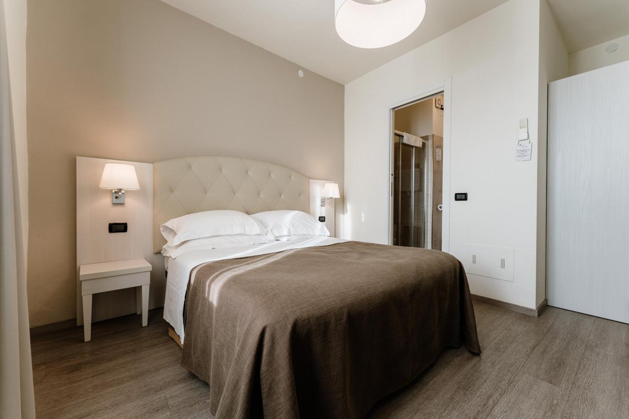 Hotel Eden Salò Buitenkant foto